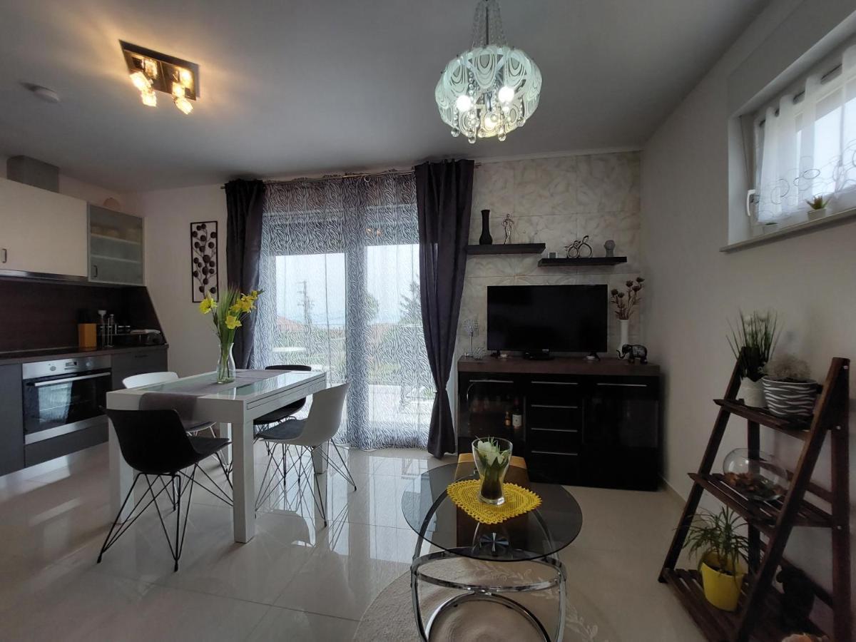 Villa Madlen Icici Ngoại thất bức ảnh