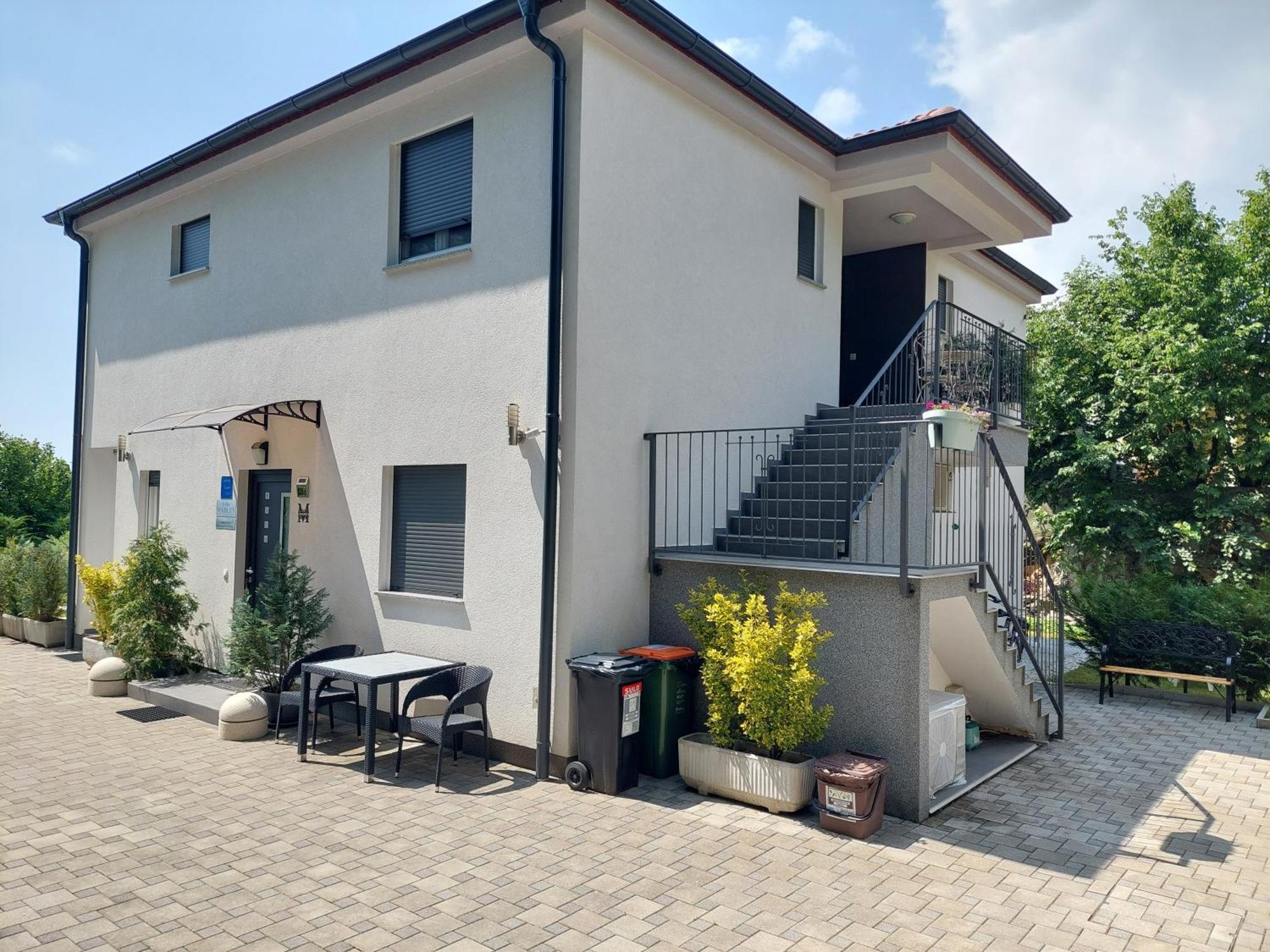 Villa Madlen Icici Ngoại thất bức ảnh
